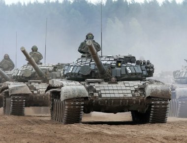 Zapad 2017: Μεταφορά ρωσικών τεθωρακισμένων στη Λευκορωσία (βίντεο)